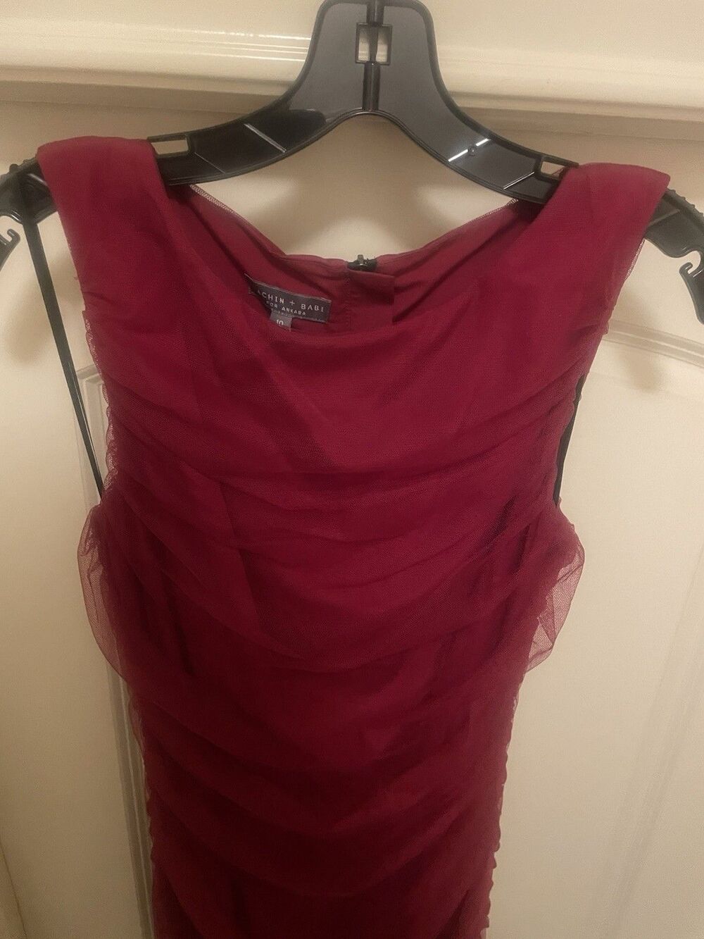NWT Sachin + Babi Size 10 Women’s Pomegranate Red Dress With Tulle